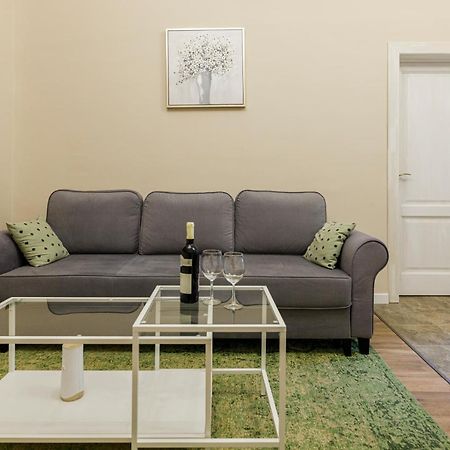 Beautiful Apartment In Heart Of Historical Center Timişoara Buitenkant foto
