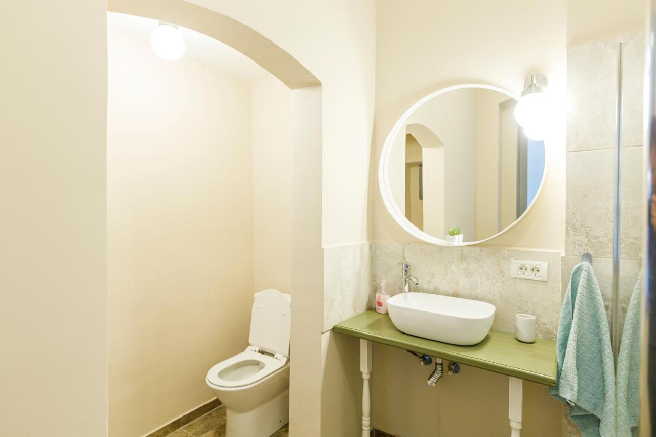 Beautiful Apartment In Heart Of Historical Center Timişoara Buitenkant foto